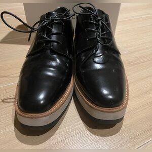 Vince 'reed' Glazed Leather Platform Oxford Shoe - Black - Size 7.5 M